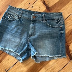 DL1961 Jean shorts